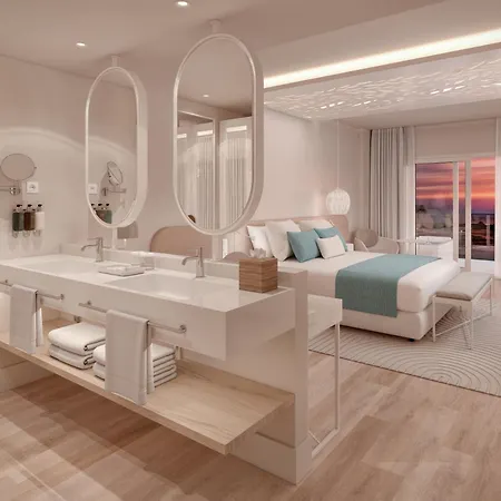 Amare Sancti Petri - Adults Recommended チクラナ・デ・ラ・フロンテーラ